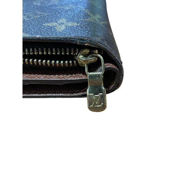 Louis Vuitton Monogram Zippe Bifold Wallet *Damaged corners* (16955) - Picture 4 of 9